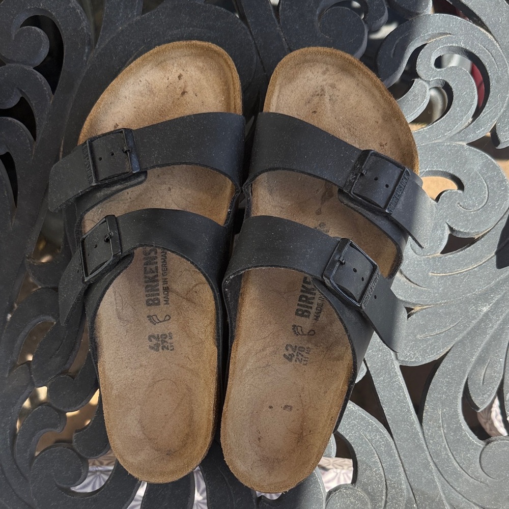 Birkenstock Black buckle Arizona Sandals